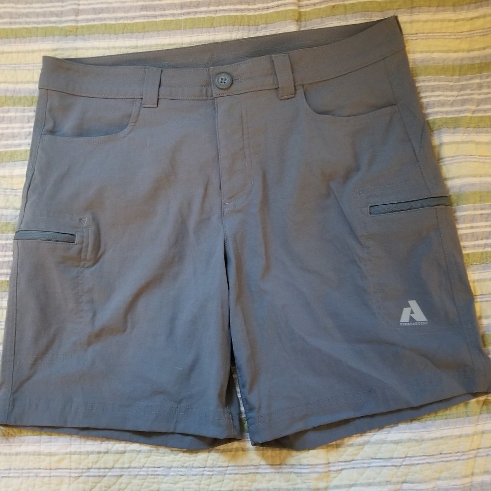 Eddie Bauer First Ascent Shorts Women's Size 12 Hike Outdoor Athletic Quick Dry